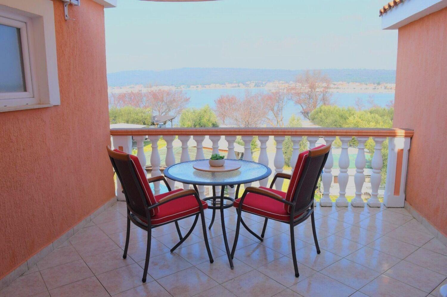 Apartments Darko - 30 M From Beach Сукошан Екстер'єр фото